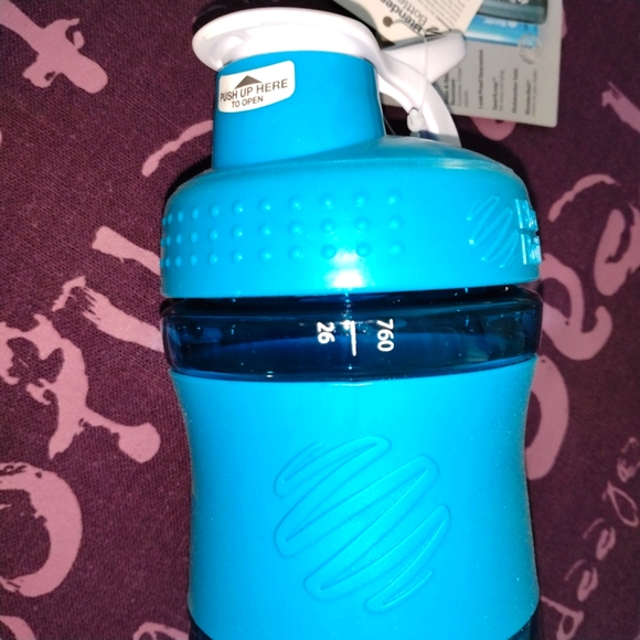 BlenderBottle SportMixer - #1 Shaker Bottle in the World / Tumbler - Picture 3 of 5